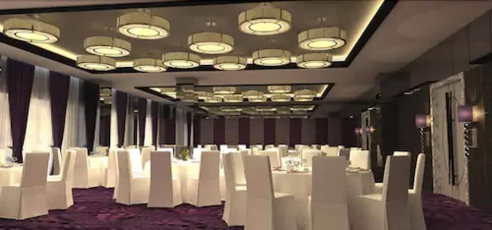 Hotel Diradja Джакарта Екстериор снимка